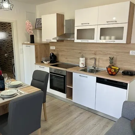 Apartman Ana *