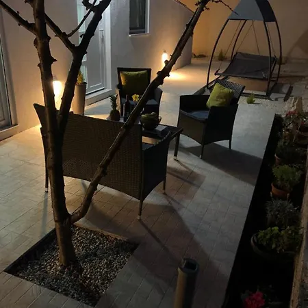 Apartman Ana Crno