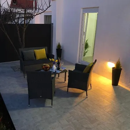 Apartment Apartman Ana